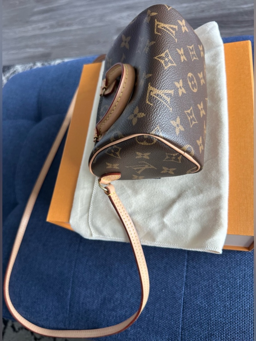 Louis Vuitton Monogram Nano Mini w/Non-Adjustable Strap(Authentic) - Picture 10 of 17